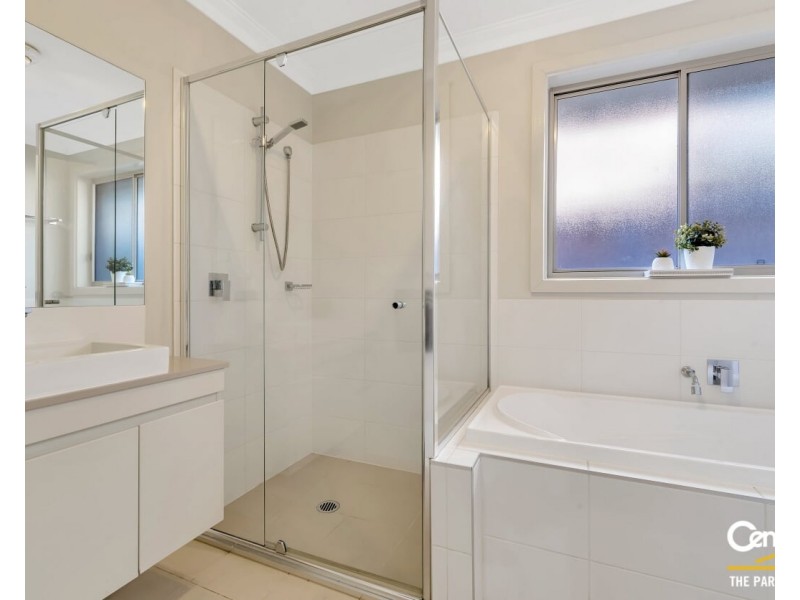 30 Rosedale Circuit, Carnes Hill NSW 2171