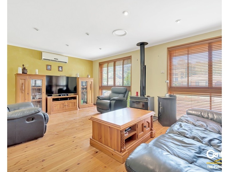 34 Ben Lomond Street, Bossley Park NSW 2176