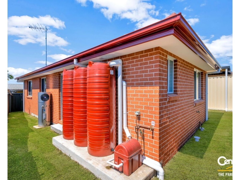 27a  Hornet Street, Greenfield Park NSW 2176