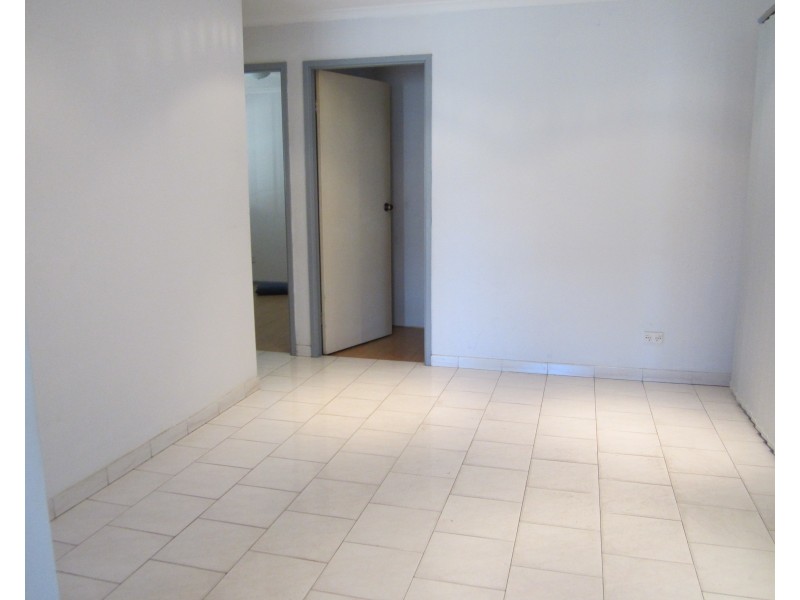 6/16 Benghazi Street, Bossley Park NSW 2176