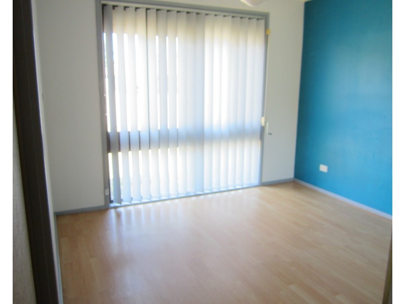 6/16 Benghazi Street, Bossley Park NSW 2176