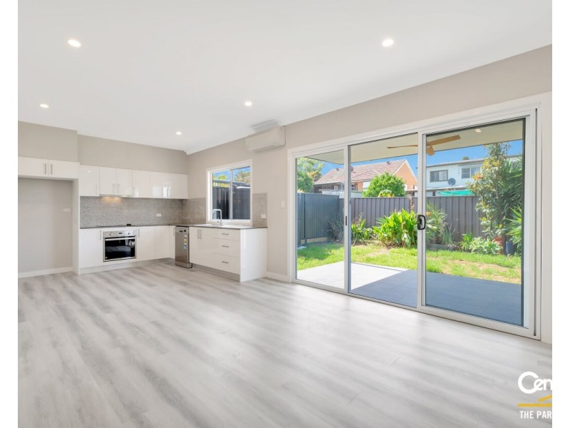 26a  Braeside Ave, Smithfield NSW 2164