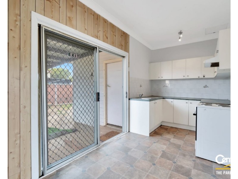 137 Victoria Street, Smithfield NSW 2164