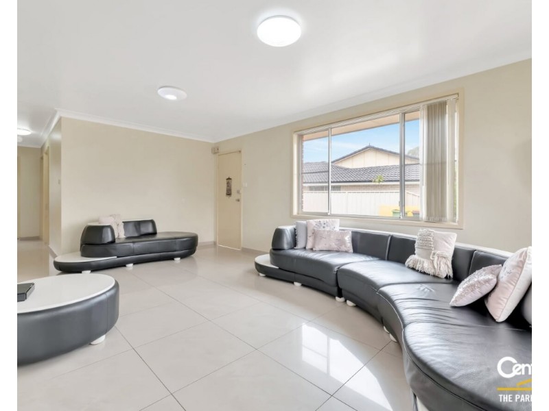 60 Mulligan Street, Bossley Park NSW 2176