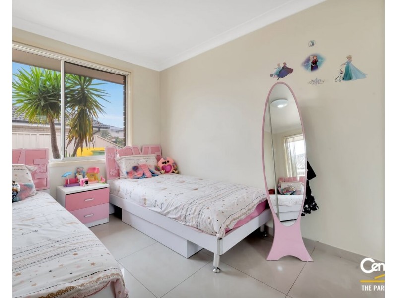 60 Mulligan Street, Bossley Park NSW 2176