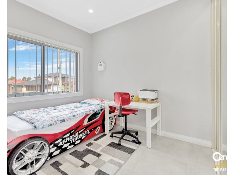 322 Brenan Street, Smithfield NSW 2164