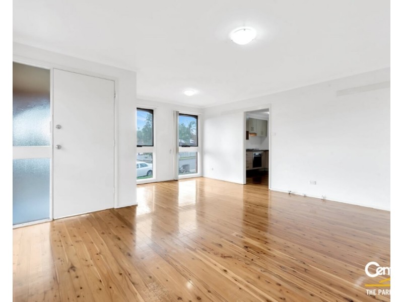 12 Lawley Street, Bossley Park NSW 2176