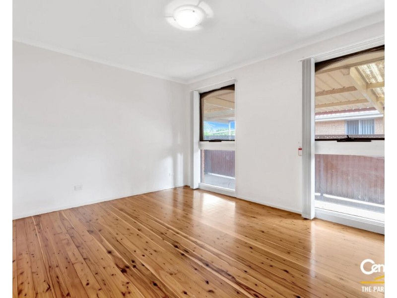 12 Lawley Street, Bossley Park NSW 2176