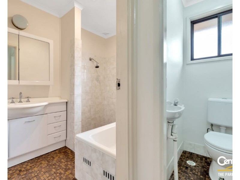 12 Lawley Street, Bossley Park NSW 2176