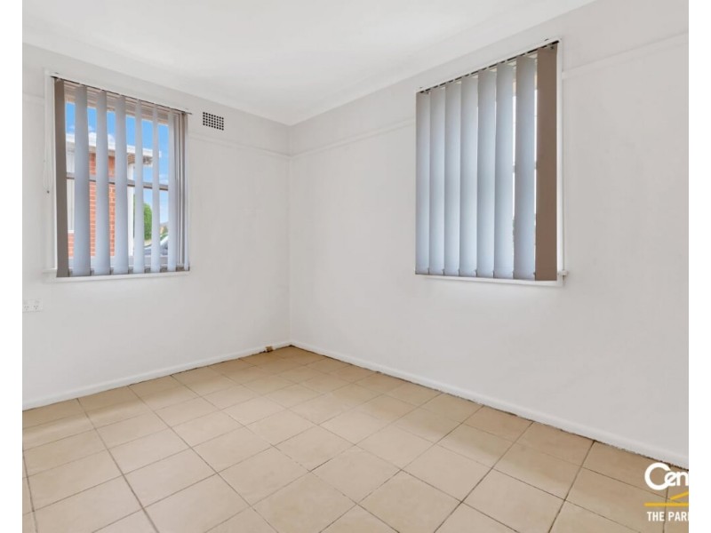 279 Smithfield Road, Fairfield West NSW 2165