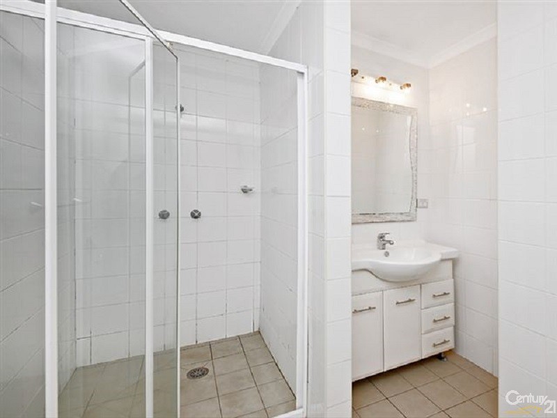 4/17 Lord St, Newtown NSW 2042