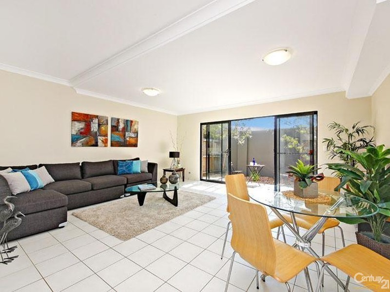 3/225 Dension Rd, Dulwich Hill NSW 2203