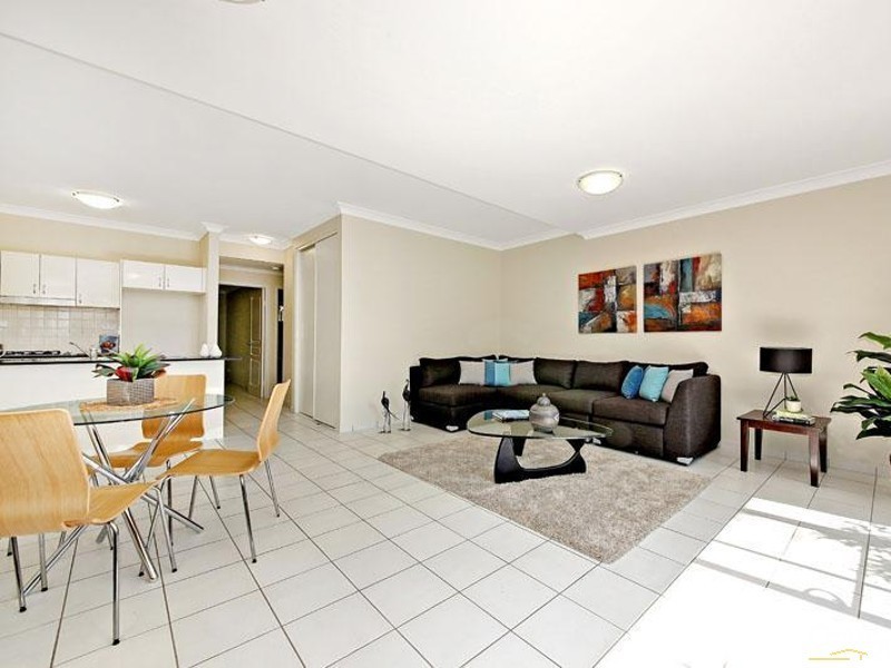 3/225 Dension Rd, Dulwich Hill NSW 2203