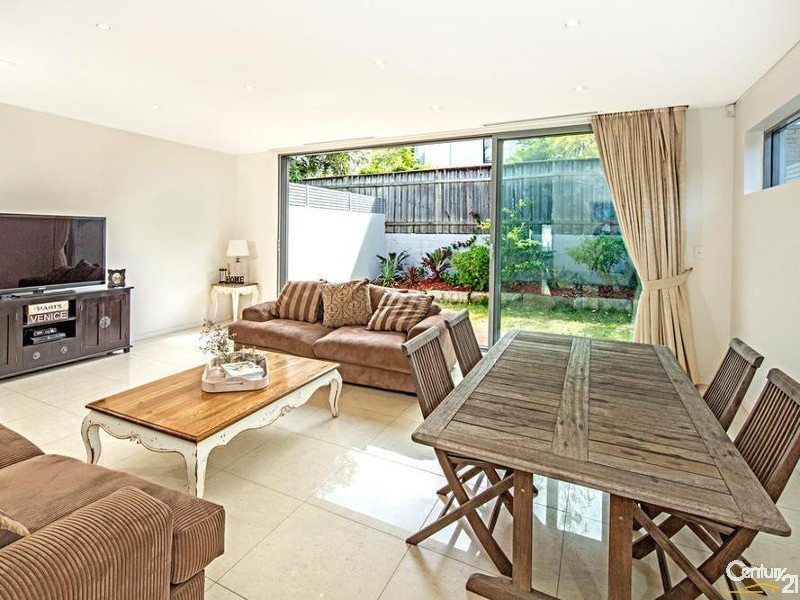 13 Alfred Street, St Peters NSW 2044