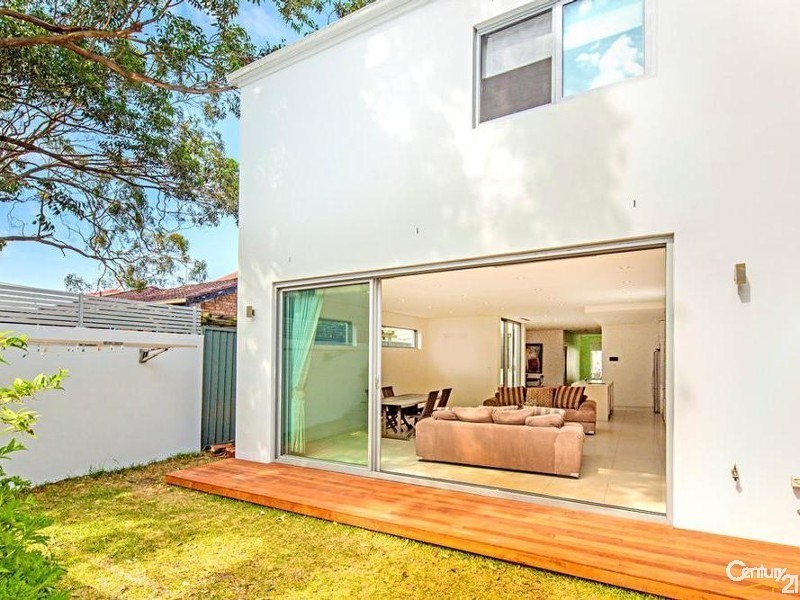 13 Alfred Street, St Peters NSW 2044