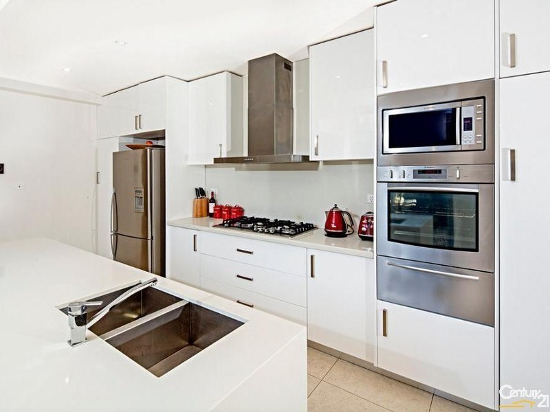 13 Alfred Street, St Peters NSW 2044