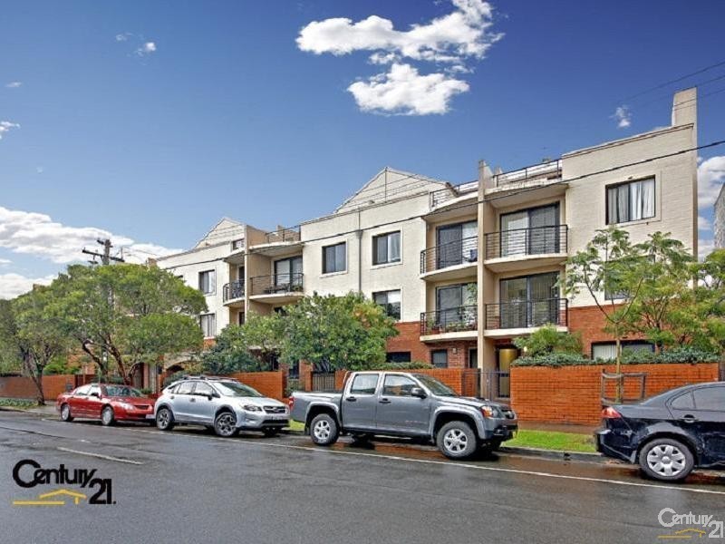 28/17 Lawrence St, Alexandria NSW 2015