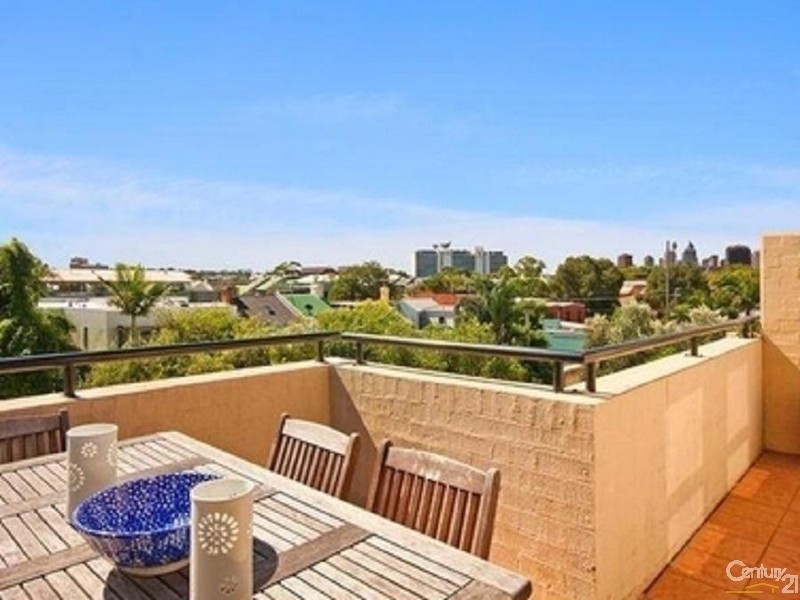 28/17 Lawrence St, Alexandria NSW 2015