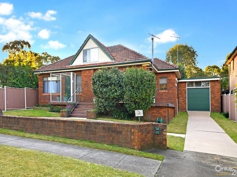 2 Carbethon Crescent, Beverly Hills NSW 2209