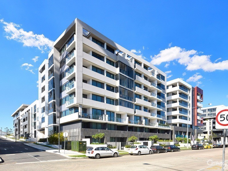 807/51 Hill Road, Wentworth Point NSW 2127