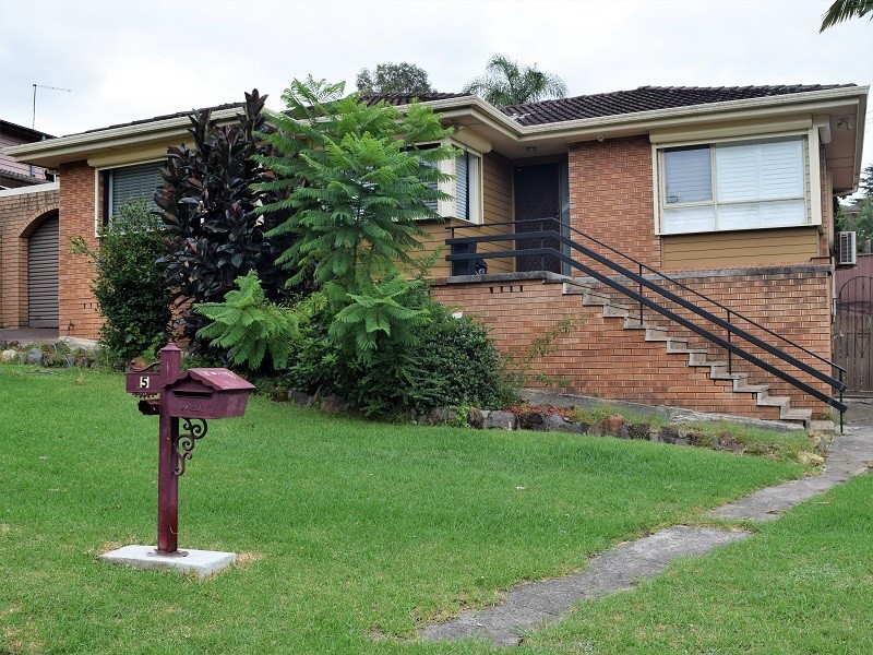 5 Deerwood Avenue, Liverpool NSW 2170