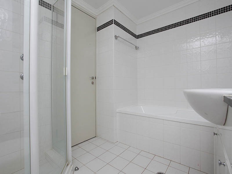 G04/8 Wentworth Drive, Liberty Grove NSW 2138