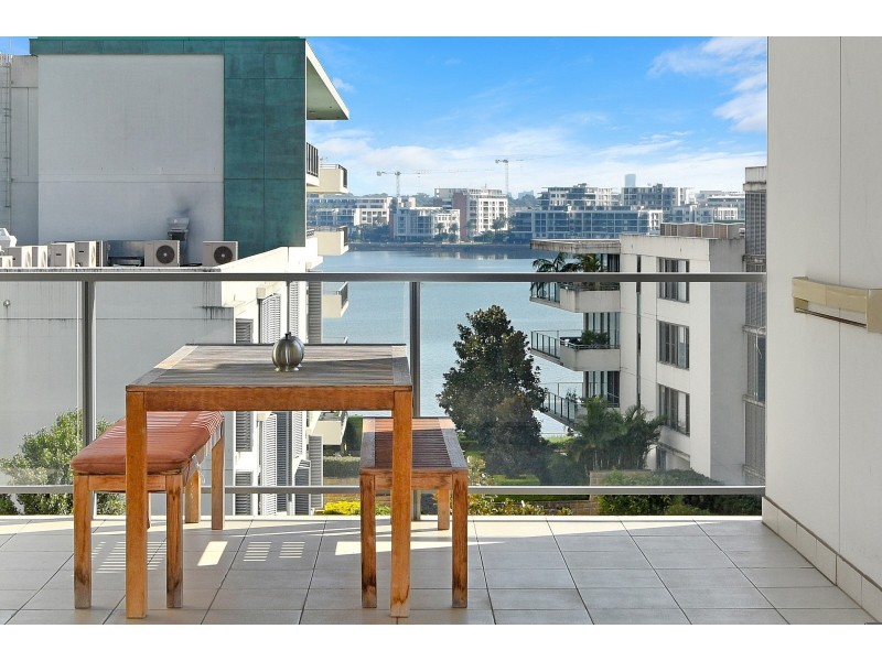 503/12 Shoreline Drive, Rhodes NSW 2138