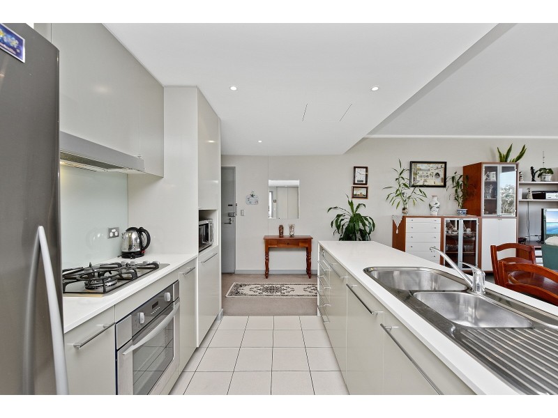 401/2 Walker Street, Rhodes NSW 2138