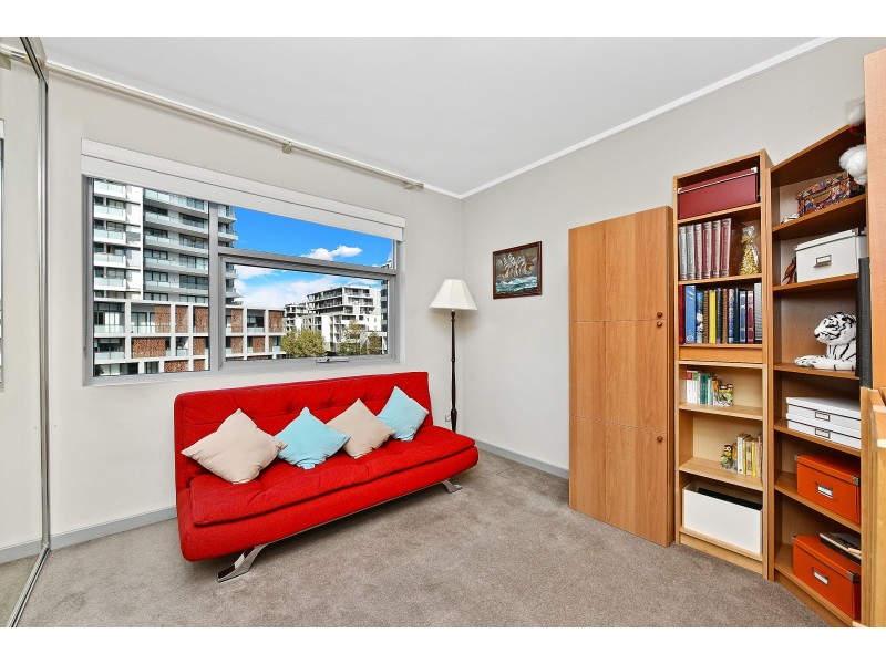 401/2 Walker Street, Rhodes NSW 2138
