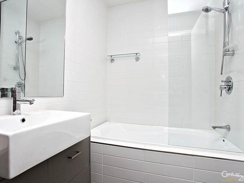 213/37 Almalfi Drive, Wentworth Point NSW 2127