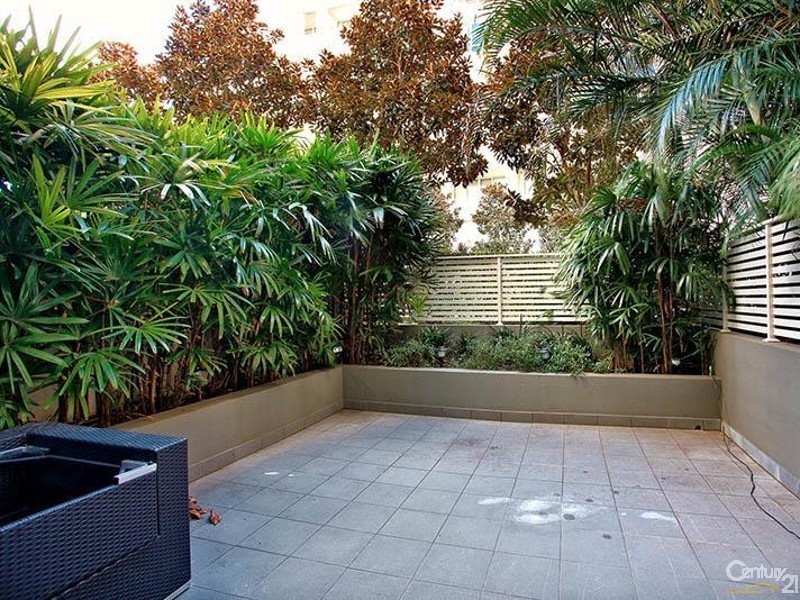 213/37 Almalfi Drive, Wentworth Point NSW 2127