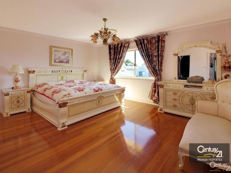 Breakfast Point NSW 2137