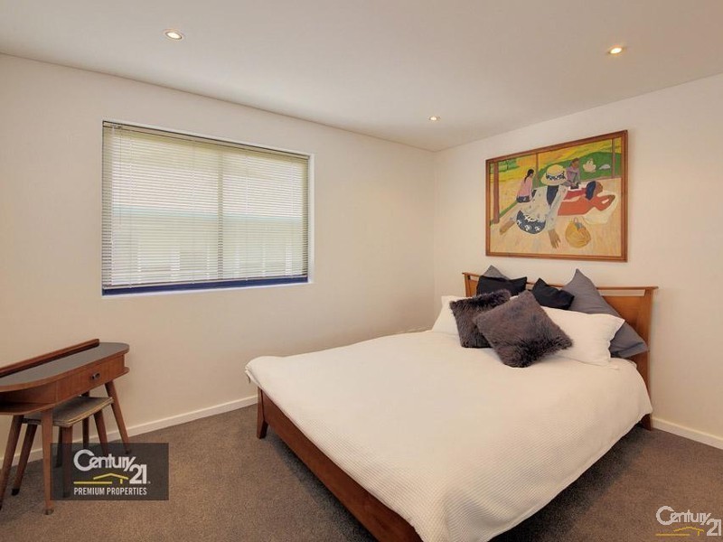 7/25 Blaxland Road, Rhodes NSW 2138