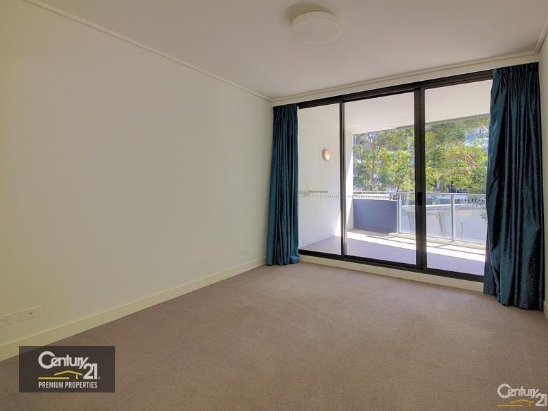 207/11  Mary Street, Rhodes NSW 2138