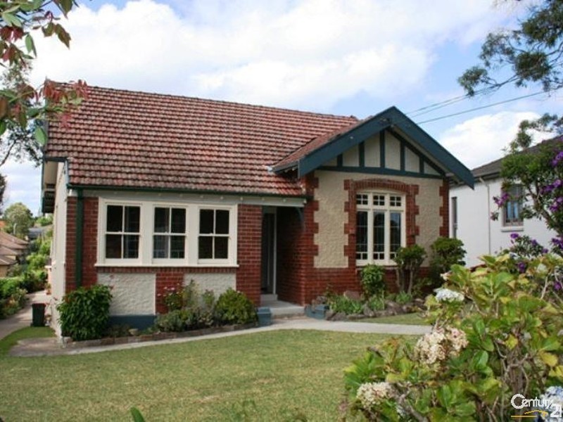 9 Welby Street, Eastwood NSW 2122