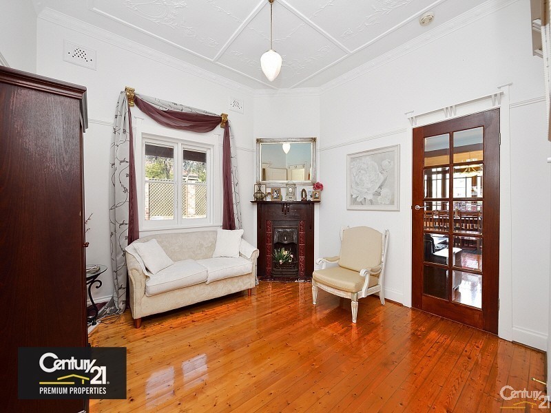 41 Haig St, Bexley NSW 2207