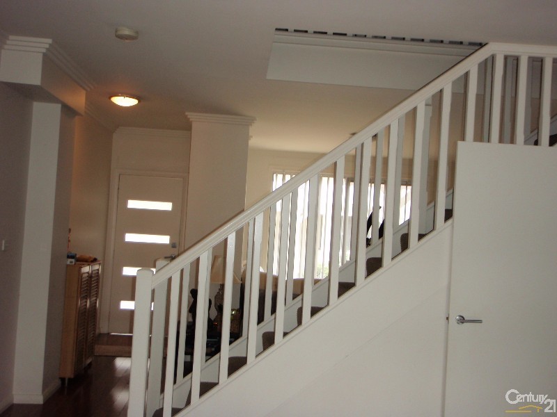 12/100 Kenyons Road, Merrylands NSW 2160