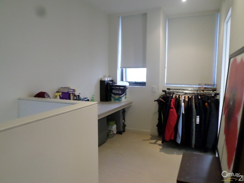 82 Rider Boulevard, Rhodes NSW 2138