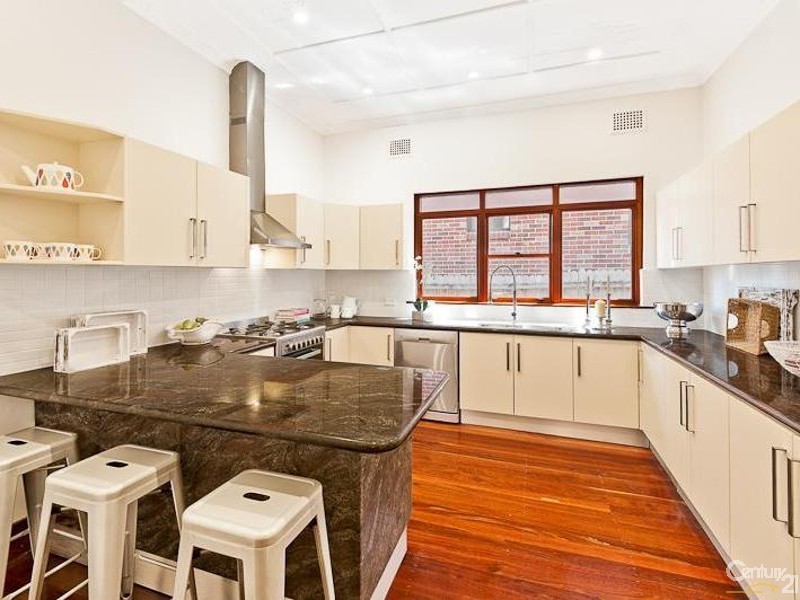 77 Correys Ave, Concord NSW 2137