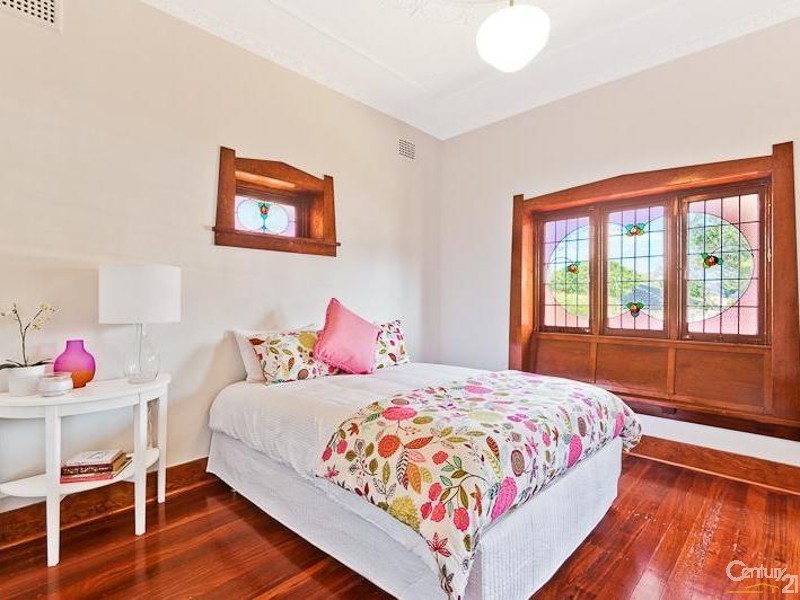 77 Correys Ave, Concord NSW 2137
