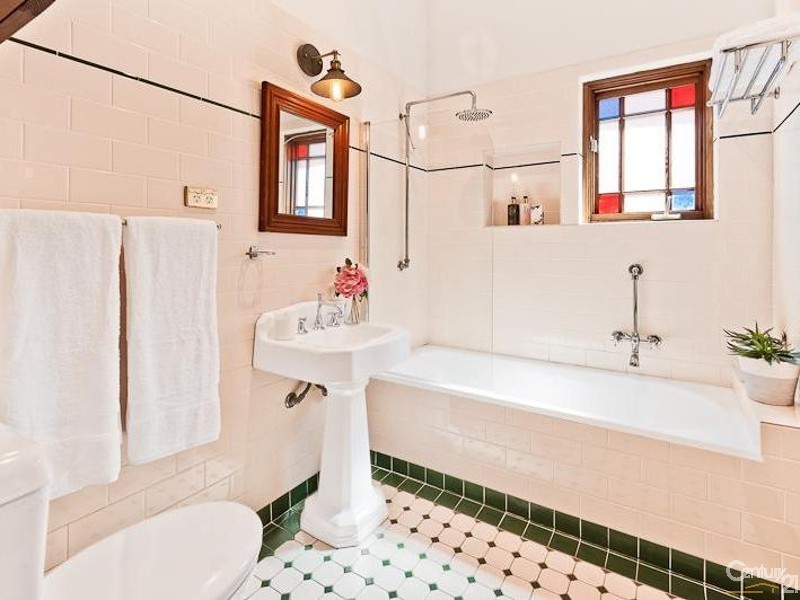 77 Correys Ave, Concord NSW 2137