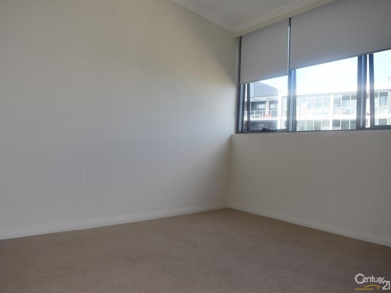 702/1 Footbridge Boulevard, Wentworth Point NSW 2127