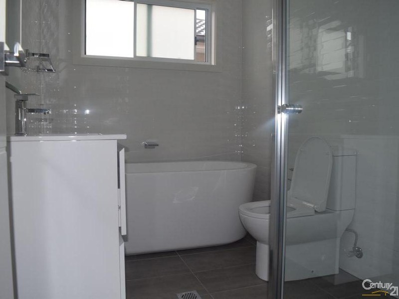 6 Albert Street, Guildford NSW 2161