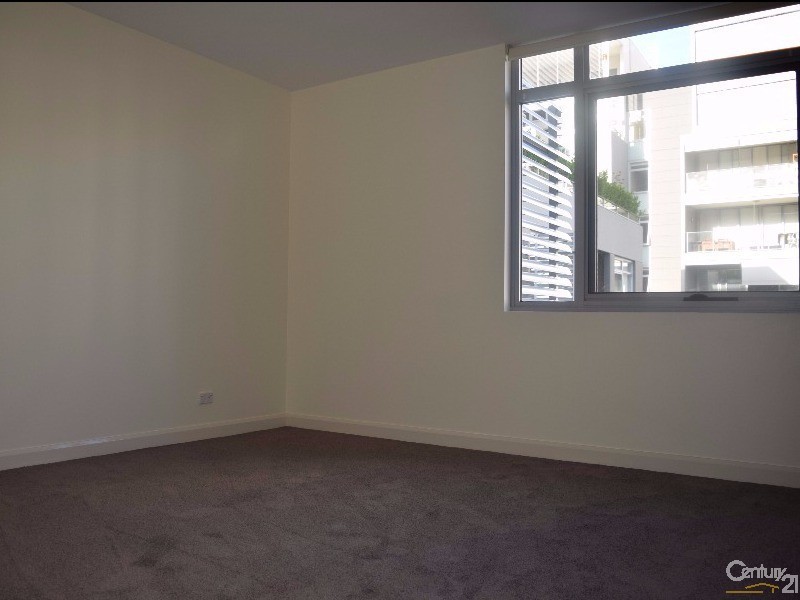 602/13 Shoreline Drive, Rhodes NSW 2138