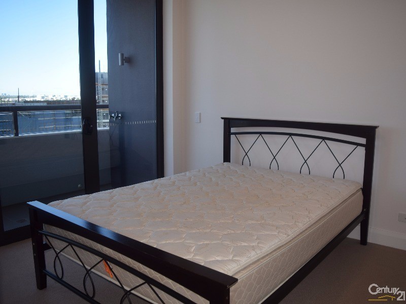 808/63 Shoreline Drive, Rhodes NSW 2138