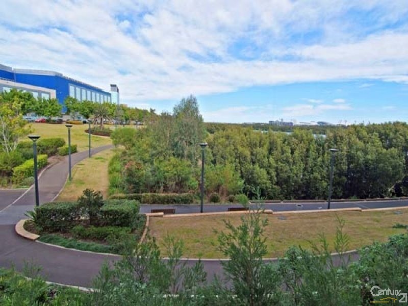 602/2 Shoreline Drive, Rhodes NSW 2138