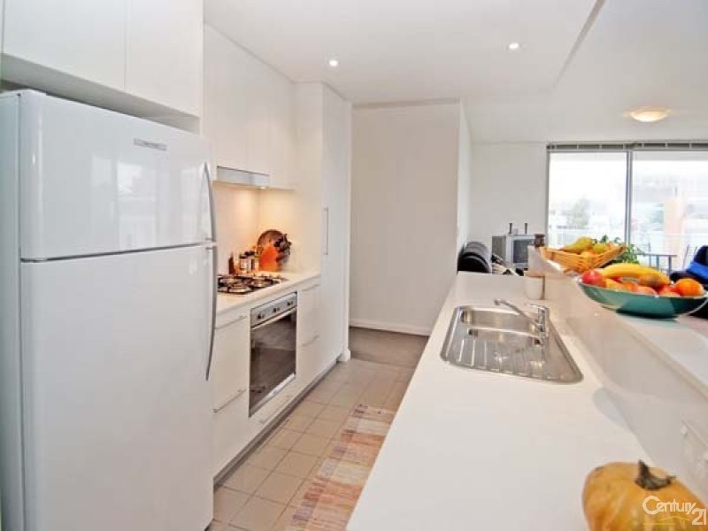 602/2 Shoreline Drive, Rhodes NSW 2138