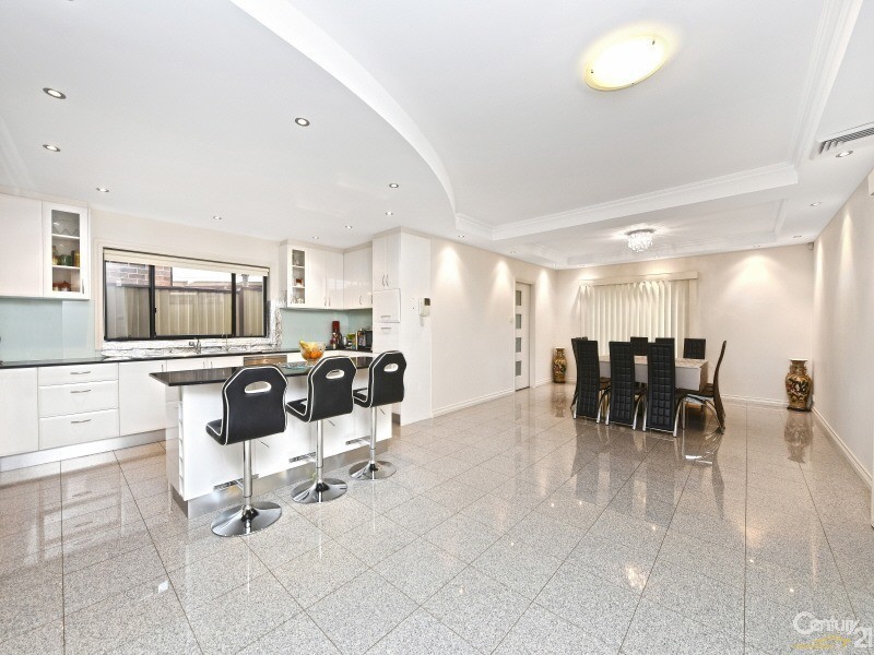 11 Moore St, Cabarita NSW 2137