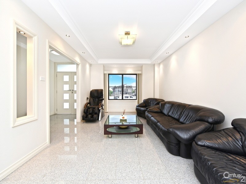 11 Moore St, Cabarita NSW 2137