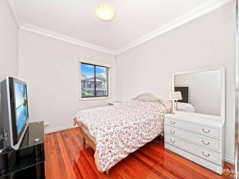 11 Moore St, Cabarita NSW 2137